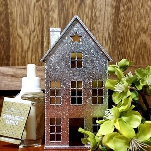 B&BW Silver Farmhouse Wallflower Plug and Refill